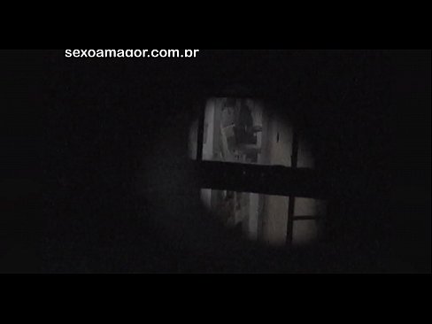 ❤️ Blondie blir i hemmelighet filmet av en nabolagsvoyeur gjemt bak hule murstein ️❌ Porno hos oss no.sexeey.ru ❌️
